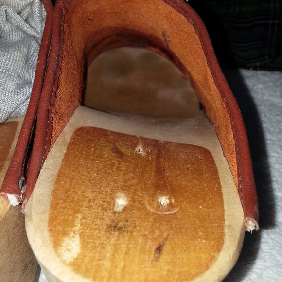 Vintage 1980s MIA Swedish Wood Clogs - Picture 12 of 14